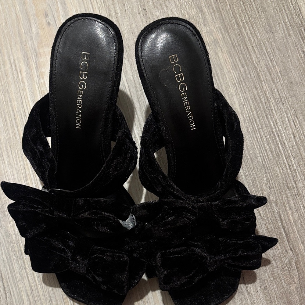 BCBGeneration Black Velvet Mules